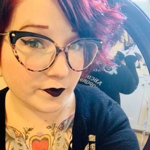 Meet your Posher, Candice